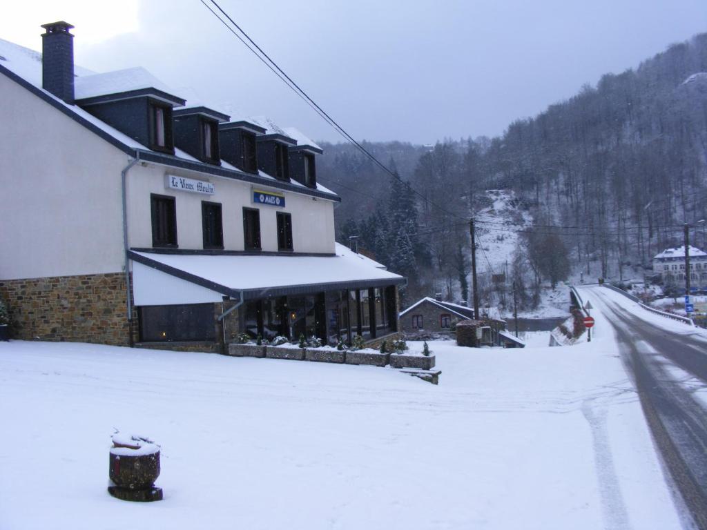 Auberge Le Vieux Moulin Bouillon Eksteriør bilde